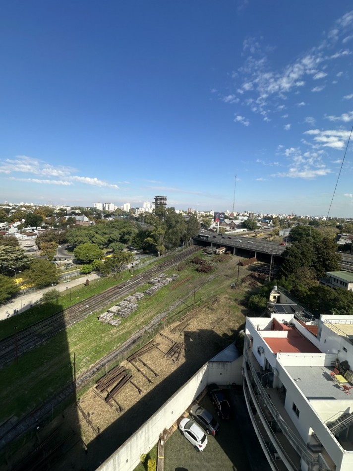 Depto en decimo piso contra frente abierto , vista panoramica, super luminoso en Villa Devoto